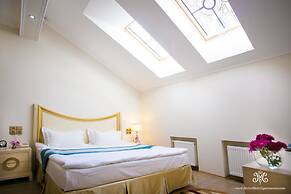 Metro Hotel Apartments