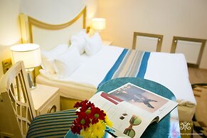 Metro Hotel Apartments