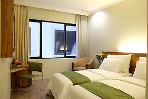 Grand Cemara Hotel