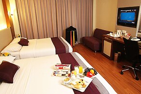 Grand Cemara Hotel