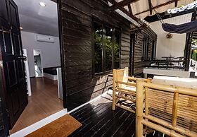 Shiralea Island Resort