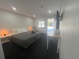 Abajaz Motor Inn