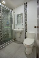 OYO 700 Pj Inn Hotel