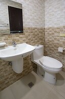 OYO 700 Pj Inn Hotel