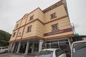 OYO 700 Pj Inn Hotel
