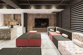Holland Hotel by Simplissimmo