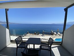 Ostria Apartments