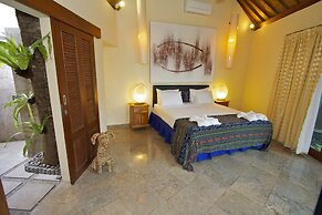 Bayshore Villas Candi Dasa