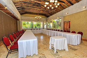 Hotel Ciudad Real Palenque