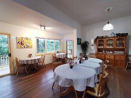 Riverview Boutique Motel