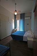 Hotel Sayonara