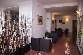 Hotel Sayonara