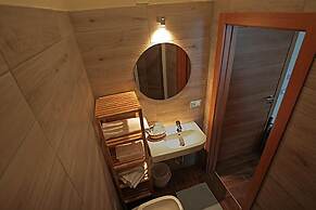 Hotel Sayonara
