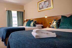 Charlemont Arms Hotel