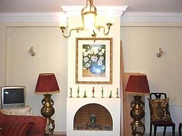 Avra Paradise Aparthotel