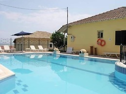 Avra Paradise Aparthotel