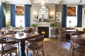 Royal Ship Hotel