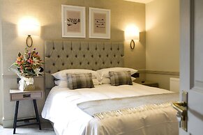 Royal Ship Hotel