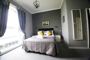 Lansdowne Hotel