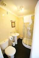 Lansdowne Hotel