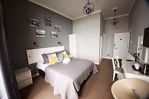 Lansdowne Hotel