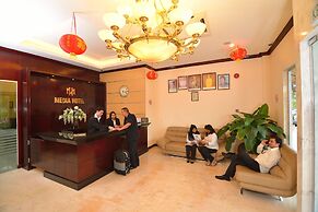 Media Hotel