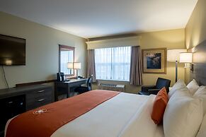 Amsterdam Inn & Suites, an Ascend Collection Hotel