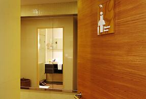Miracle Transit Hotel