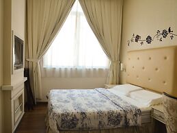 Jayleen 1918 Hotel
