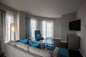 Wyndham Grand Jupiter at Harbourside Place