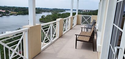 Wyndham Grand Jupiter at Harbourside Place