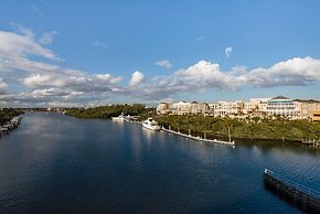 Wyndham Grand Jupiter at Harbourside Place