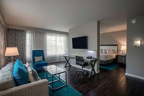 Wyndham Grand Jupiter at Harbourside Place