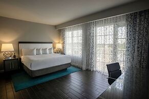 Wyndham Grand Jupiter at Harbourside Place