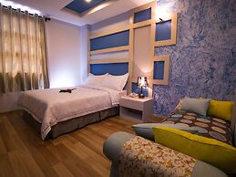 Sunshine Inn Plus