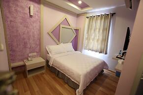 Sunshine Inn Plus