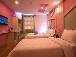 Sunshine Inn Plus