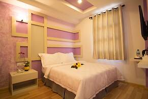 Sunshine Inn Plus