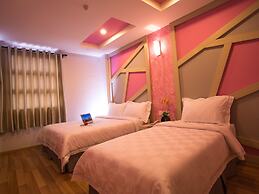 Sunshine Inn Plus