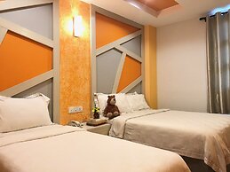 Sunshine Inn Plus