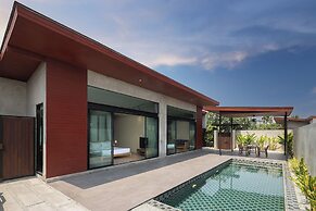 Sunday Sea Two Pool Villa Pattaya