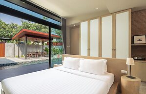 Sunday Sea Two Pool Villa Pattaya