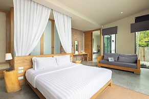 Sunday Sea Two Pool Villa Pattaya