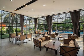 Sunday Sea Two Pool Villa Pattaya