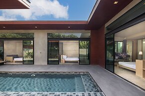 Sunday Sea Two Pool Villa Pattaya