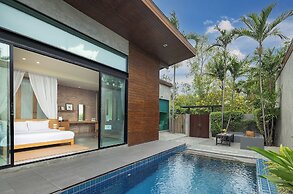 Sunday Sea Two Pool Villa Pattaya