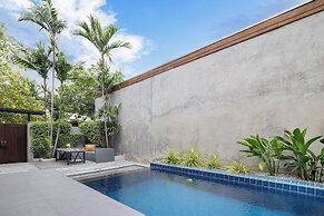 Sunday Sea Two Pool Villa Pattaya