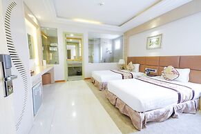 Holiday One Hotel