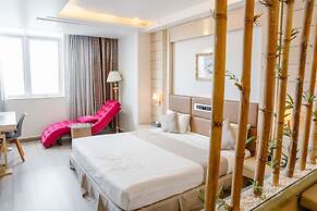 Holiday One Hotel