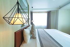 Holiday One Hotel